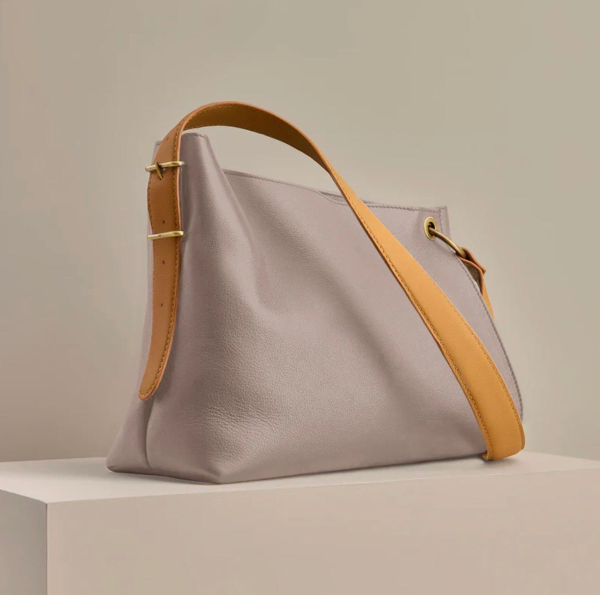 Rayna Shoulder Bag