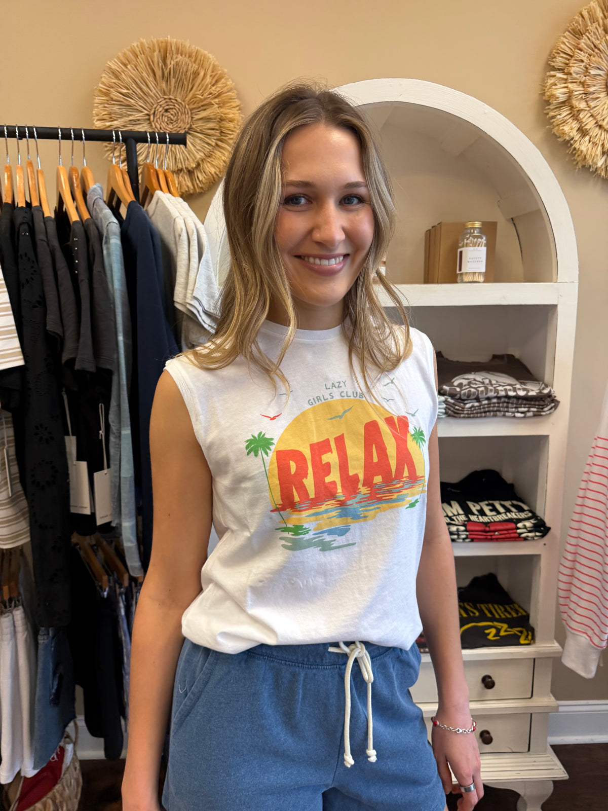 Relax Vintage White Tee
