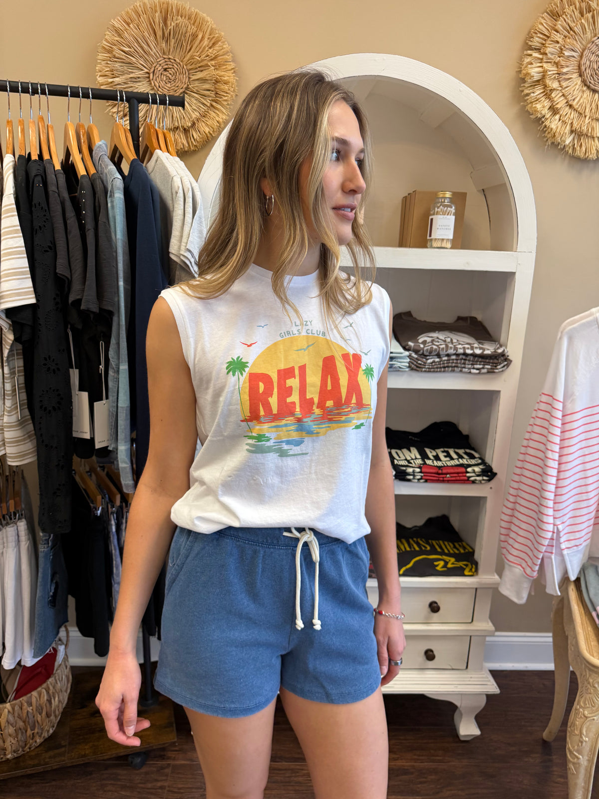 Relax Vintage White Tee
