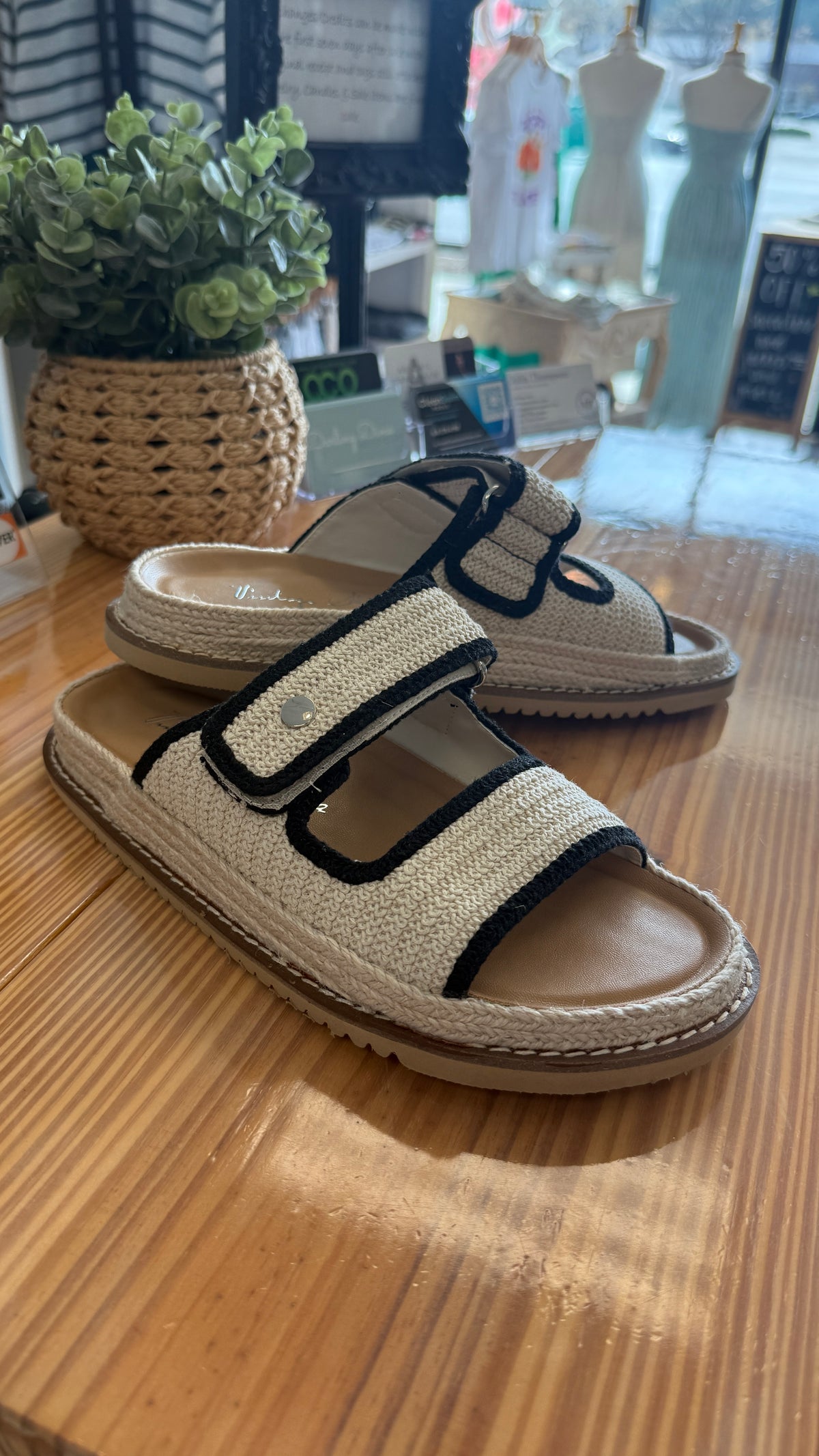 Corine Sandal