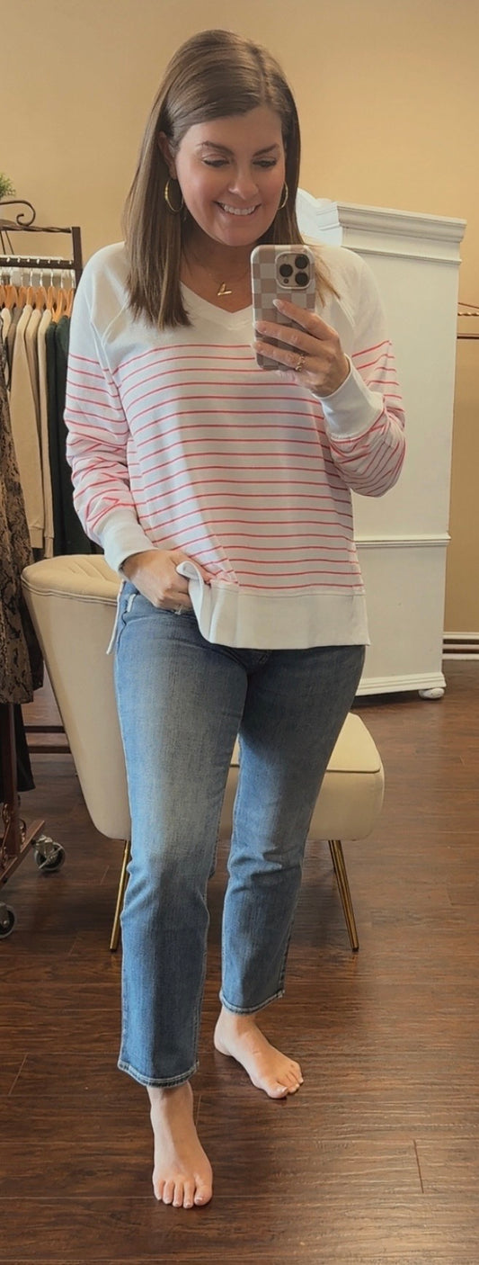 Suki Straight Crop Jean in Mothers Beach